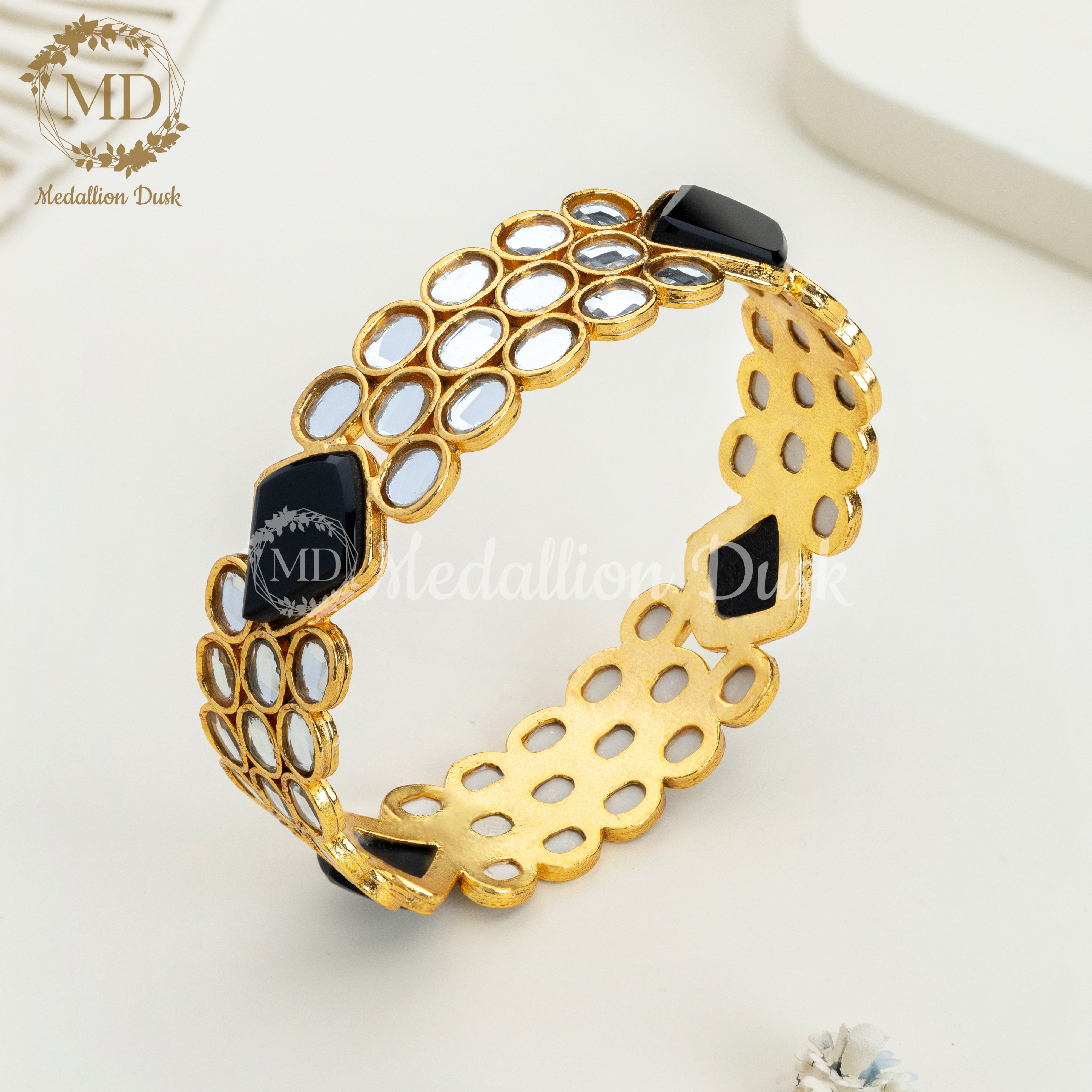 Black Kundan