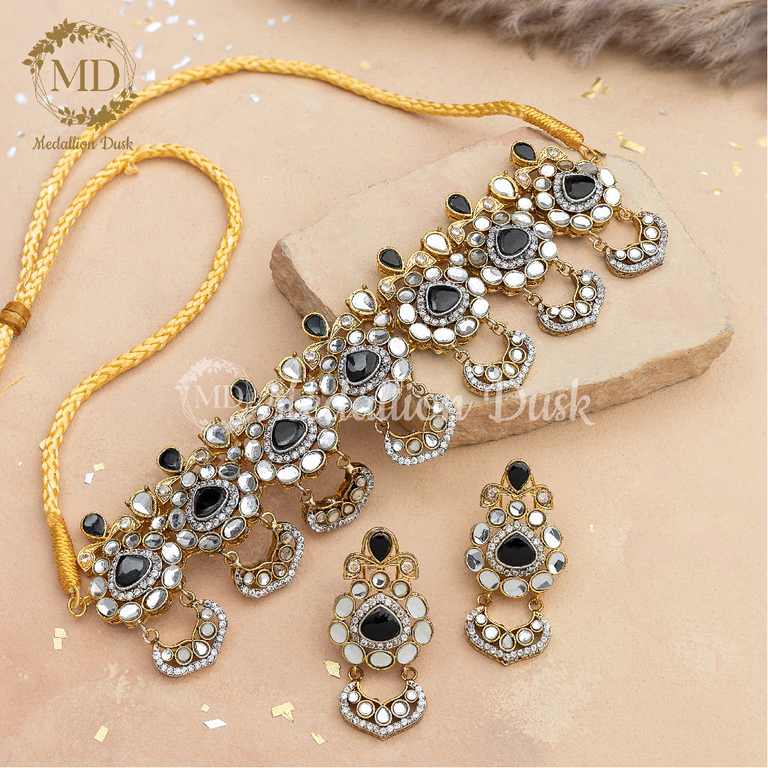 Black Kundan