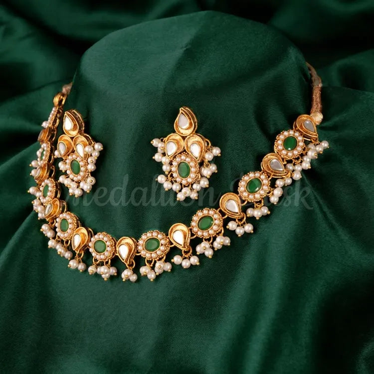 Twilight Green Choker Set