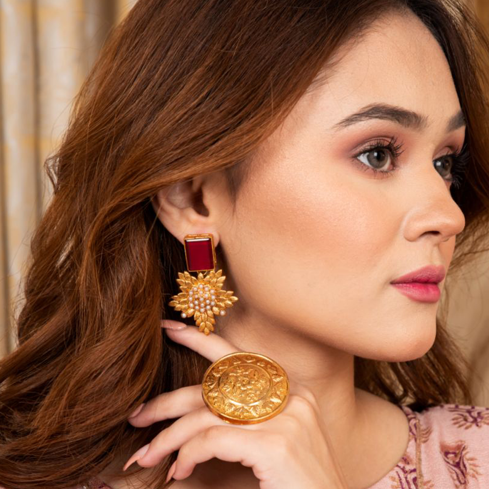 Gold Leaf Earrings